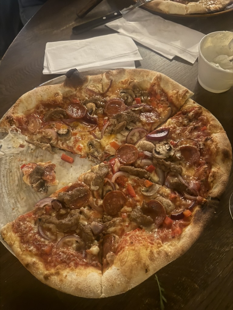 Duetten Pizza på Rådhuscaféen